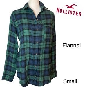 Hollister Women's Green & Black Cozy flannel Button Down Shirt Sz Small
